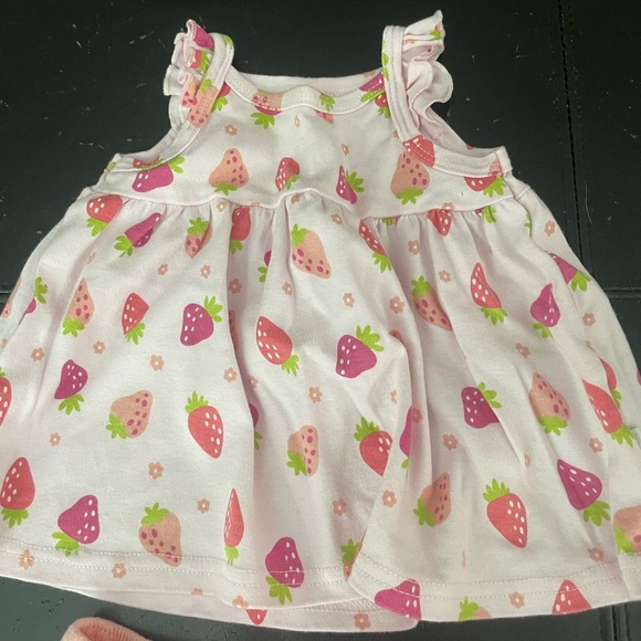 Charming Strawberry and Love Print Kids Set - Picture 3 of 8